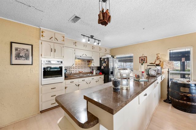 3225 FM 731, Burleson, TX 76028