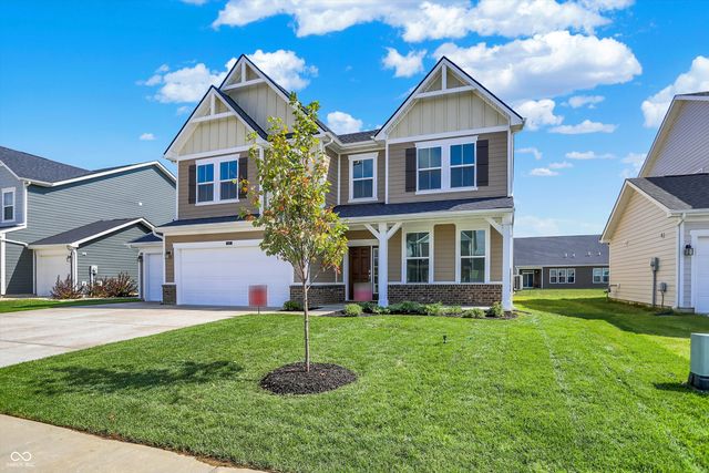 587 Bluestem Lane, New Whiteland, IN 46184