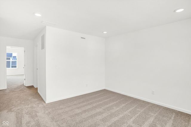 587 Bluestem Lane, New Whiteland, IN 46184