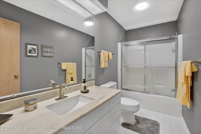 2450 Emerald Lake Drive, East Lansing, MI 48823