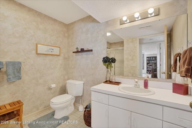 2450 Emerald Lake Drive, East Lansing, MI 48823