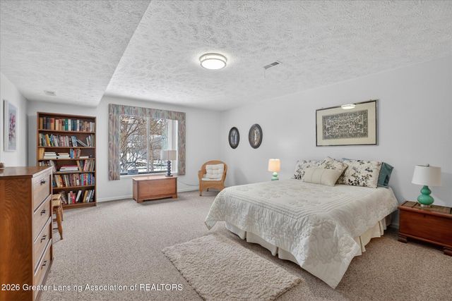 2450 Emerald Lake Drive, East Lansing, MI 48823