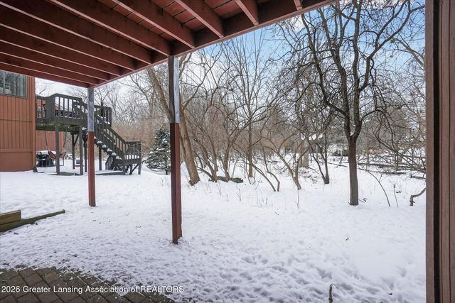 2450 Emerald Lake Drive, East Lansing, MI 48823