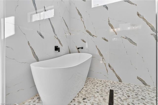 2704 E 15th ST, Lehigh Acres, FL 33972