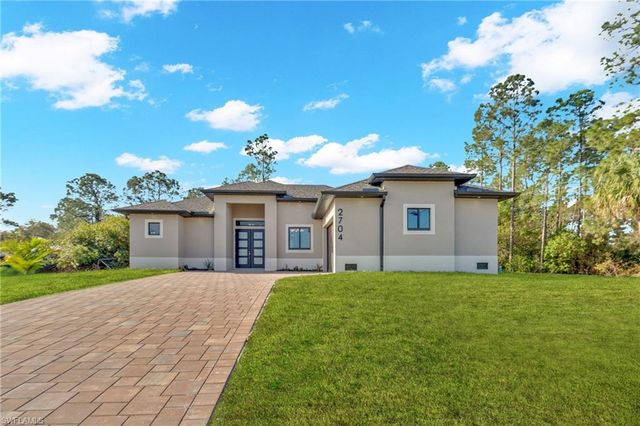 2704 E 15th ST, Lehigh Acres, FL 33972