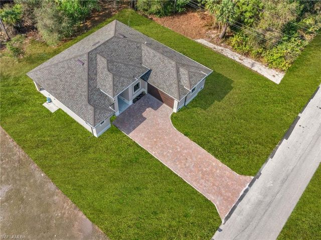 2704 E 15th ST, Lehigh Acres, FL 33972