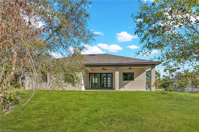 2704 E 15th ST, Lehigh Acres, FL 33972