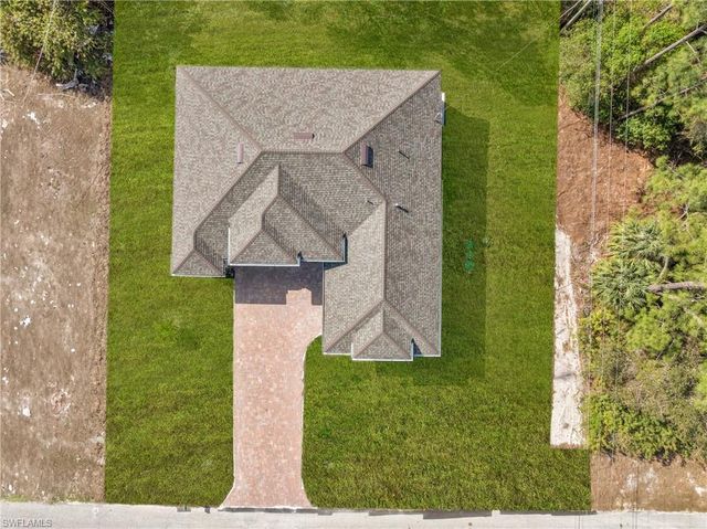 2704 E 15th ST, Lehigh Acres, FL 33972