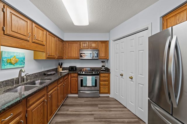 4355 Woodhollow Ln., Little River, SC 29566