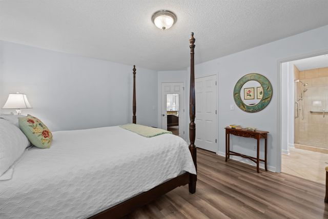 4355 Woodhollow Ln., Little River, SC 29566