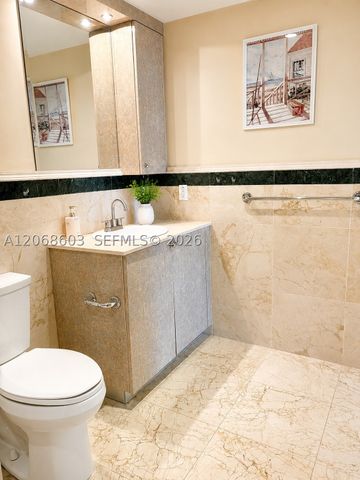 17555 SW Atlantic Blvd PH2, Sunny Isles Beach, FL 33160