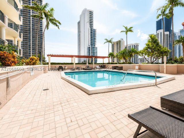 17555 SW Atlantic Blvd PH2, Sunny Isles Beach, FL 33160