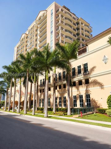 17555 SW Atlantic Blvd PH2, Sunny Isles Beach, FL 33160