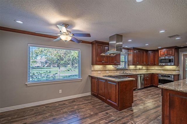 17615 Swansbury Drive, Cypress, TX 77429