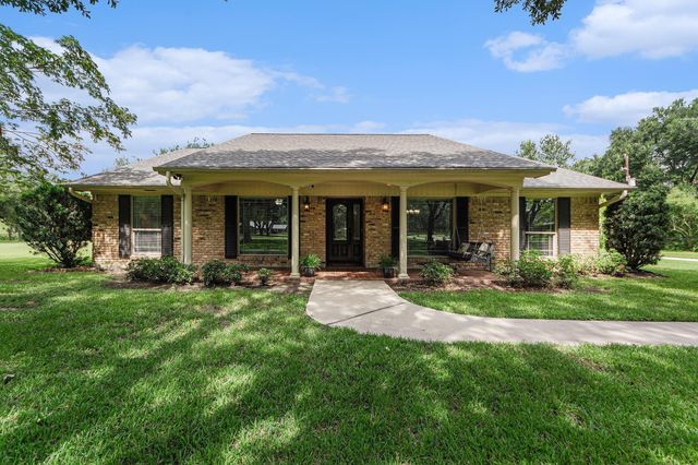 17615 Swansbury Drive, Cypress, TX 77429