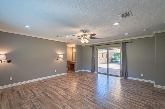 17615 Swansbury Drive, Cypress, TX 77429