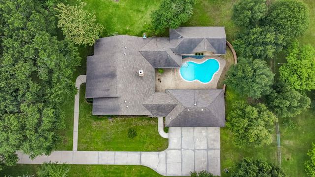 17615 Swansbury Drive, Cypress, TX 77429