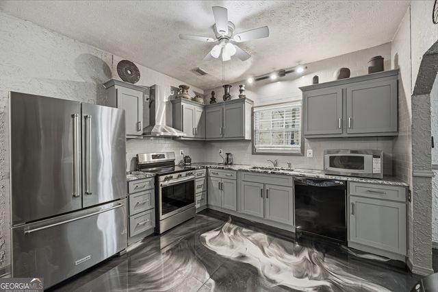 2633 W Regal Court, Lawrenceville, GA 30044