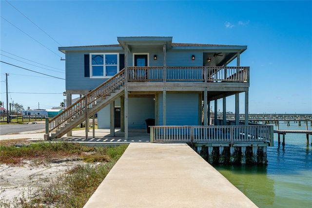 646 Copano Ridge Road, Rockport, TX 78382
