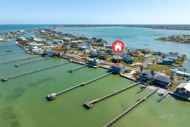 646 Copano Ridge Road, Rockport, TX 78382