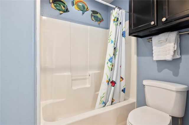 646 Copano Ridge Road, Rockport, TX 78382