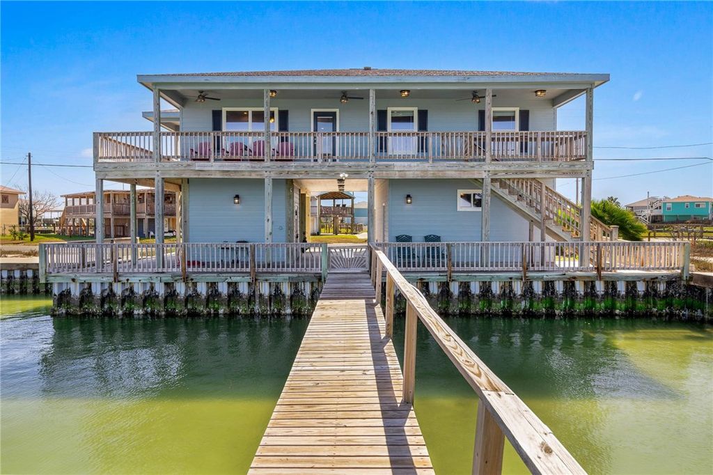 646 Copano Ridge Road, Rockport, TX 78382 — photo 2