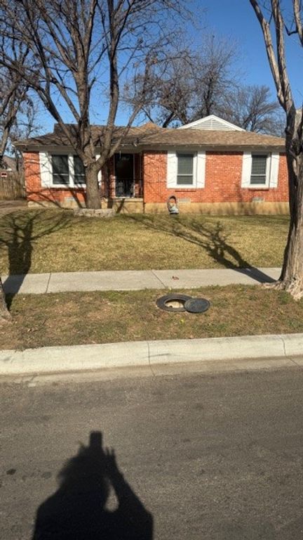 3857 Lenel Drive, Dallas, TX 75220