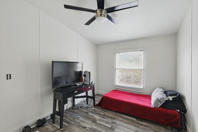 217 Country Side Court, Springtown, TX 76082