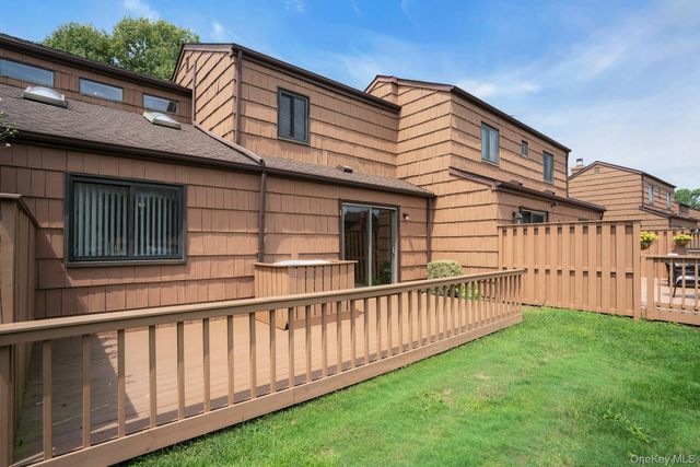 121 Scarlett Drive, Commack, NY 11725
