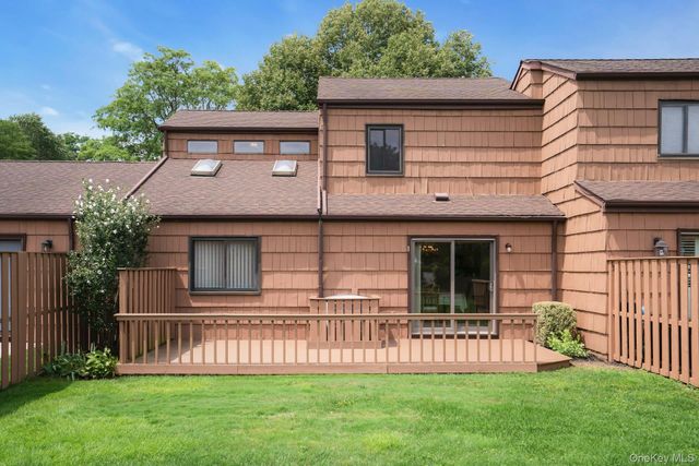 121 Scarlett Drive, Commack, NY 11725