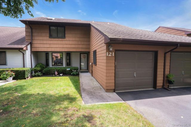 121 Scarlett Drive, Commack, NY 11725