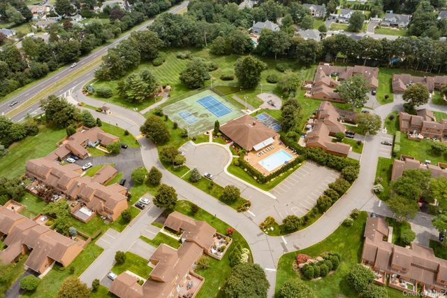 121 Scarlett Drive, Commack, NY 11725