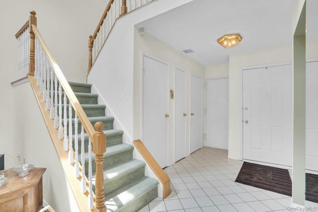 121 Scarlett Drive, Commack, NY 11725