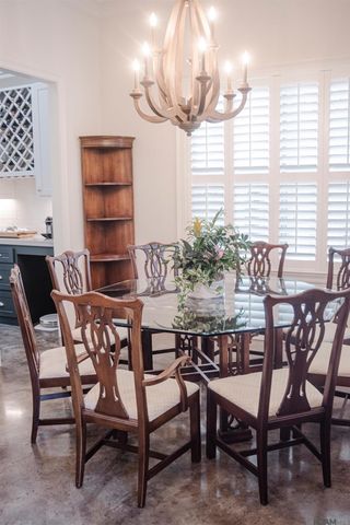 1914 Sugar Cane Ln, Saint George, LA 70810