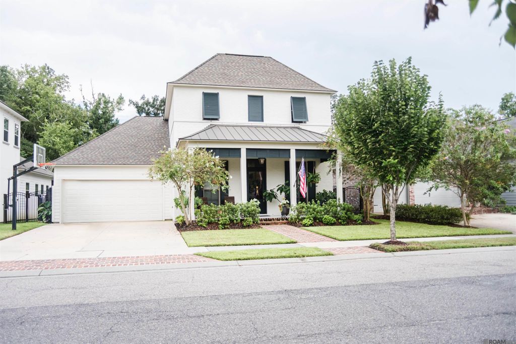 1914 Sugar Cane Ln, Saint George, LA 70810