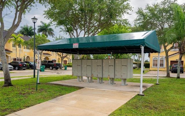 15029 SW 8th Ter 15029, Miami, FL 33194