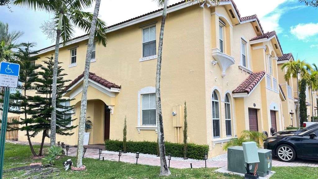 15029 SW 8th Ter 15029, Miami, FL 33194