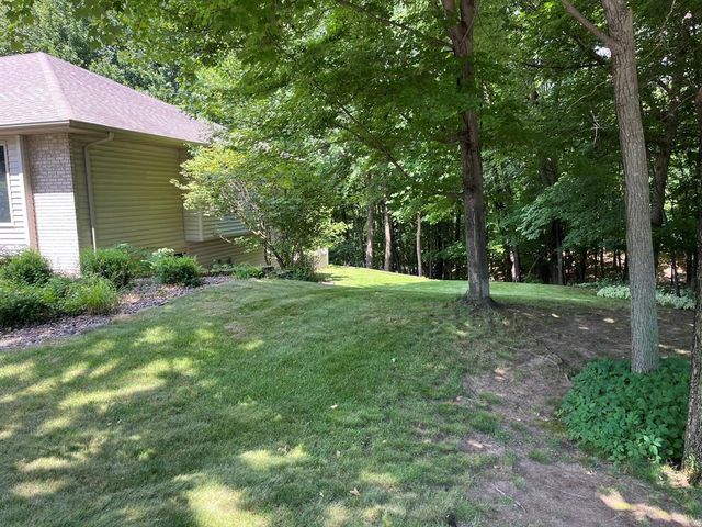 228 Oak Knoll Drive, Chippewa Falls, WI 54729