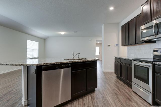 121 Little Wichita, Cibolo, TX 78108