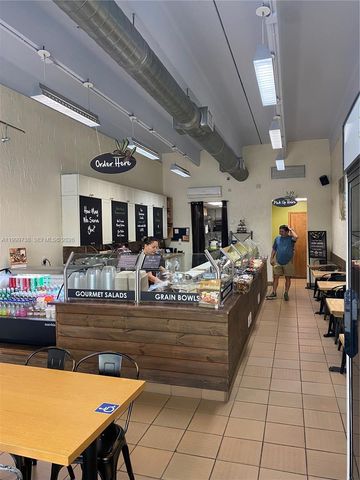 6653 S Dixie HWY, South Miami, FL 33143