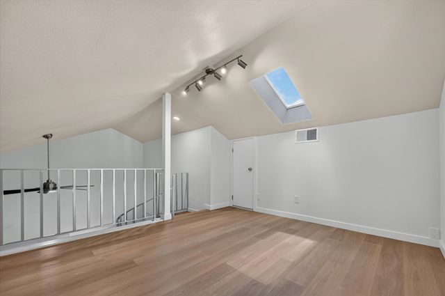 1019 Ridgeview Circle, Carrollton, TX 75007