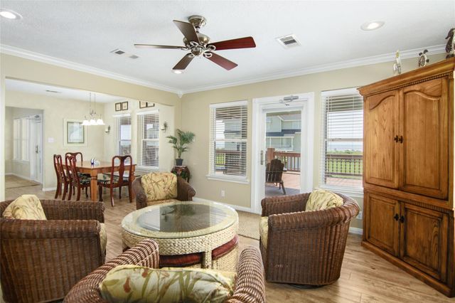 3933 Biscayne Beach Road, Port Bolivar, TX 77650