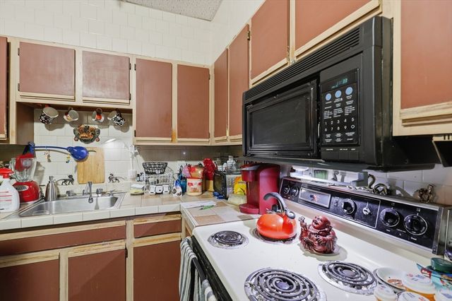 80 Foster Street 504, Peabody, MA 01960