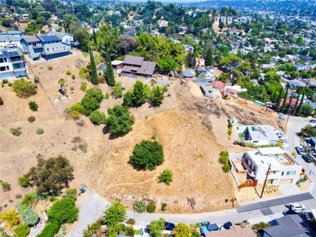 1938 N Phillips, Los Angeles, CA 90042