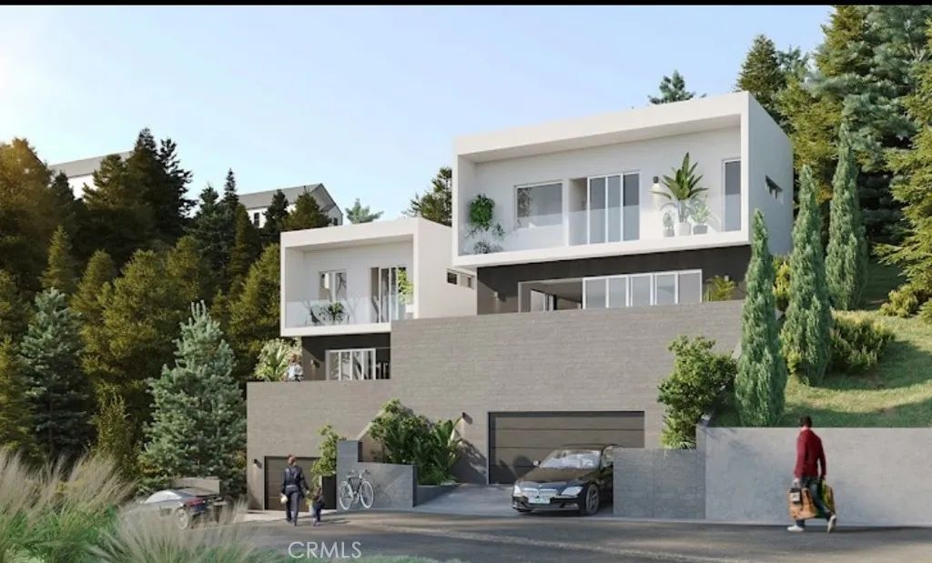 1938 N Phillips, Los Angeles, CA 90042