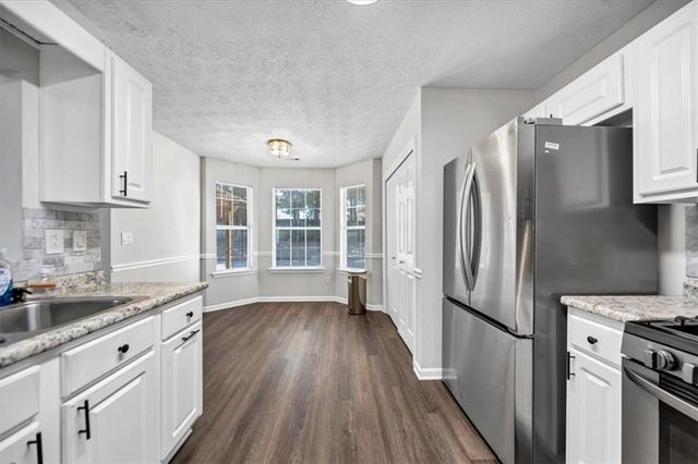 208 Coldsprings Court, Mcdonough, GA 30253