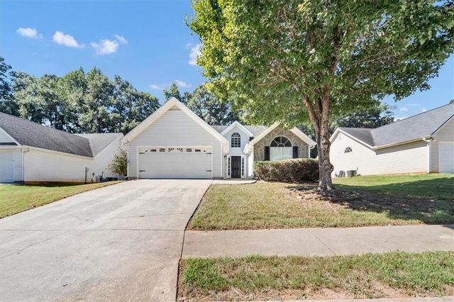 208 Coldsprings Court, Mcdonough, GA 30253