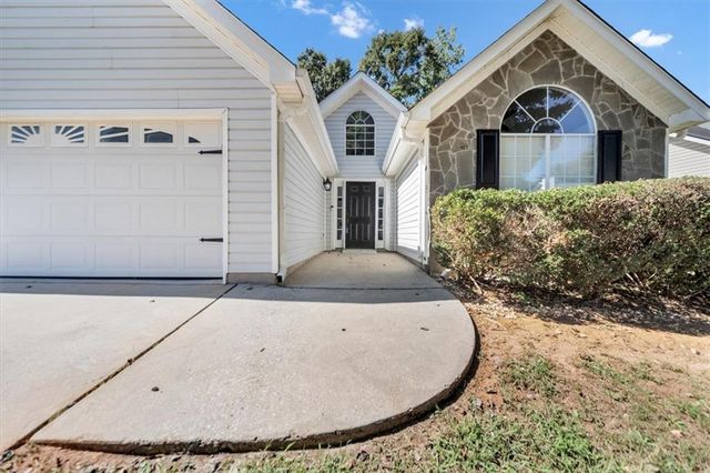 208 Coldsprings Court, Mcdonough, GA 30253