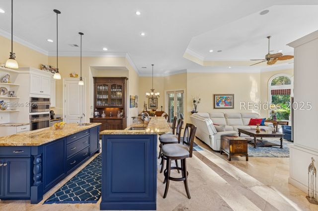 20 Balmoral Pl, Hilton Head Island, SC 29926