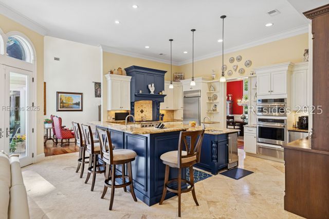 20 Balmoral Pl, Hilton Head Island, SC 29926